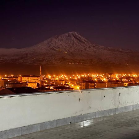 Atlihan Plus Hotel Doğubayazıt Екстериор снимка