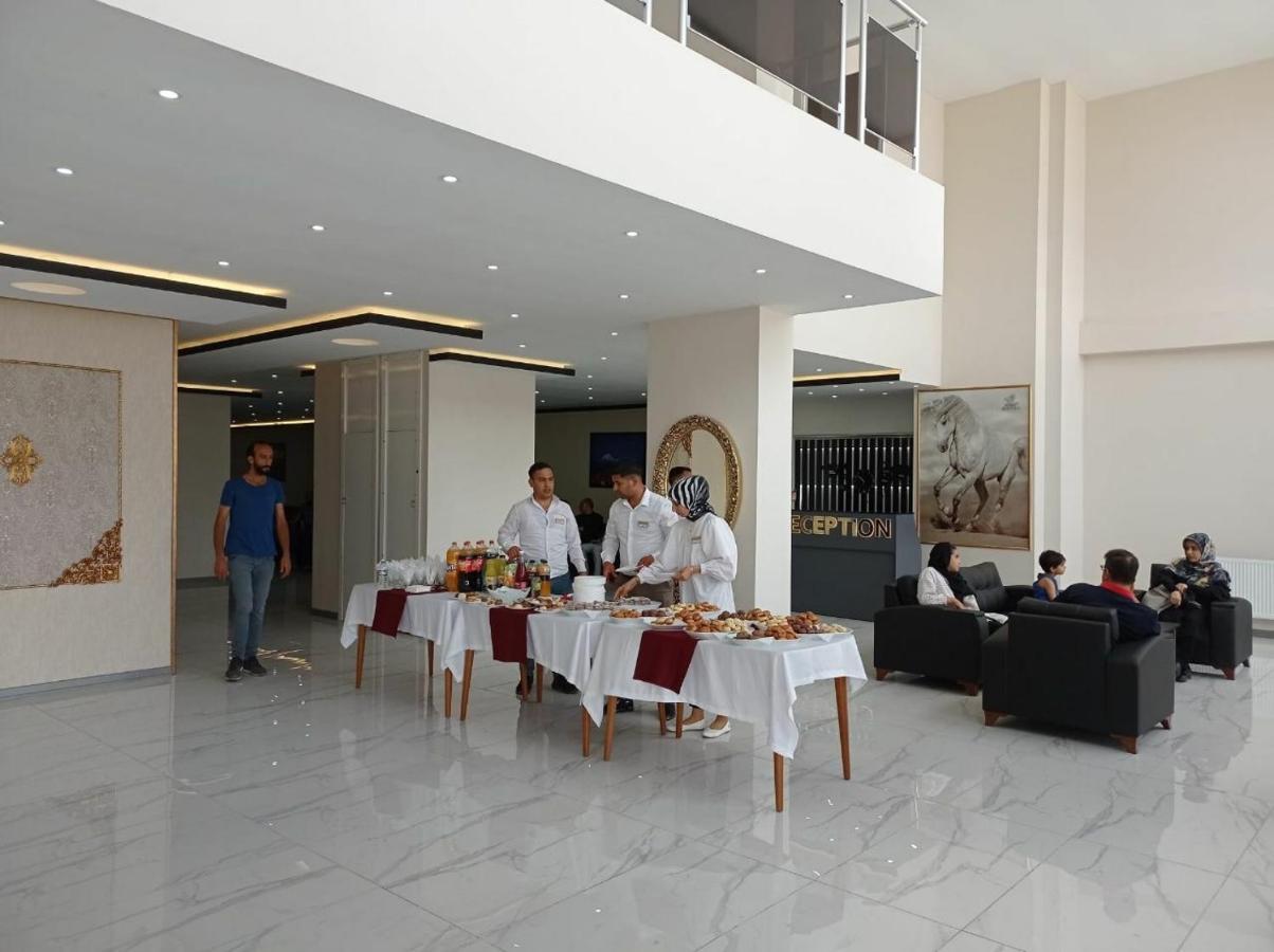 Atlihan Plus Hotel Doğubayazıt Екстериор снимка