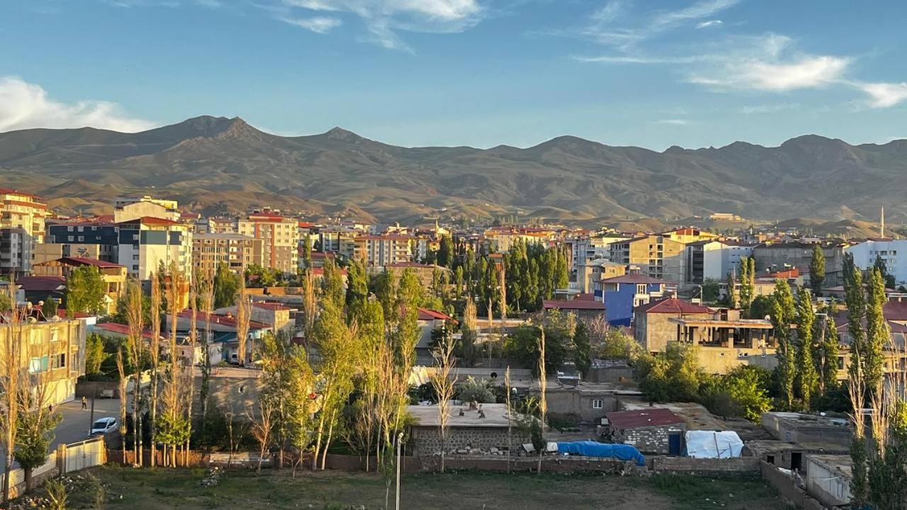 Atlihan Plus Hotel Doğubayazıt Екстериор снимка